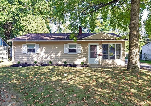 203 Erieview Blvd Sheffield Lake, $180,000